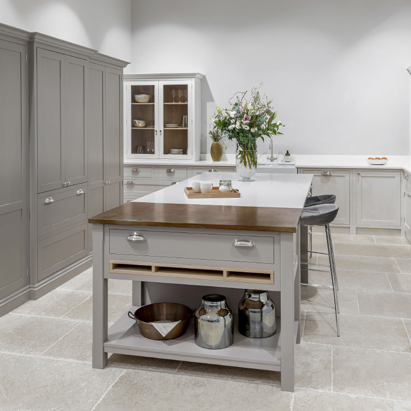Limestone Floor Tiles Oak Flooring, Best Natural Stone Tile For Kitchen Floor